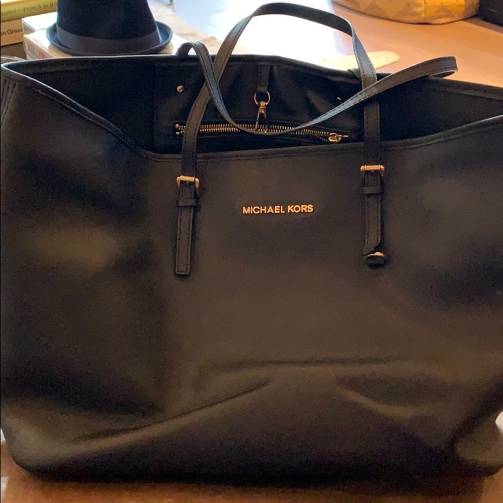 Michael Kors Black Leather Shoulder Bag